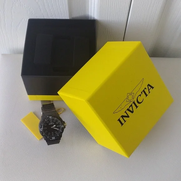 Invicta Watch - Picture 5 of 17